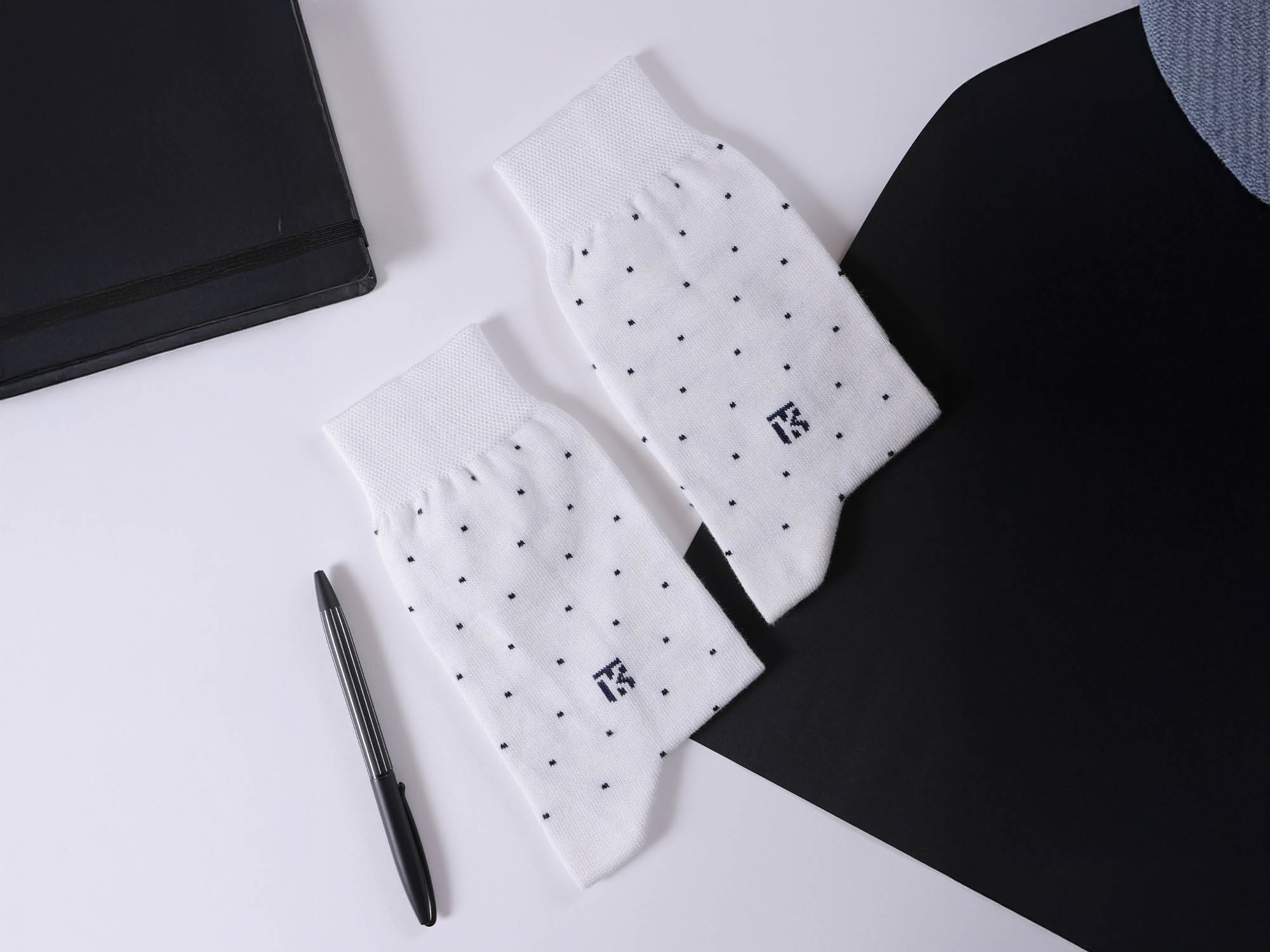 Easy Ways to Maintain the Fresh Feel and Smell of Your Socks