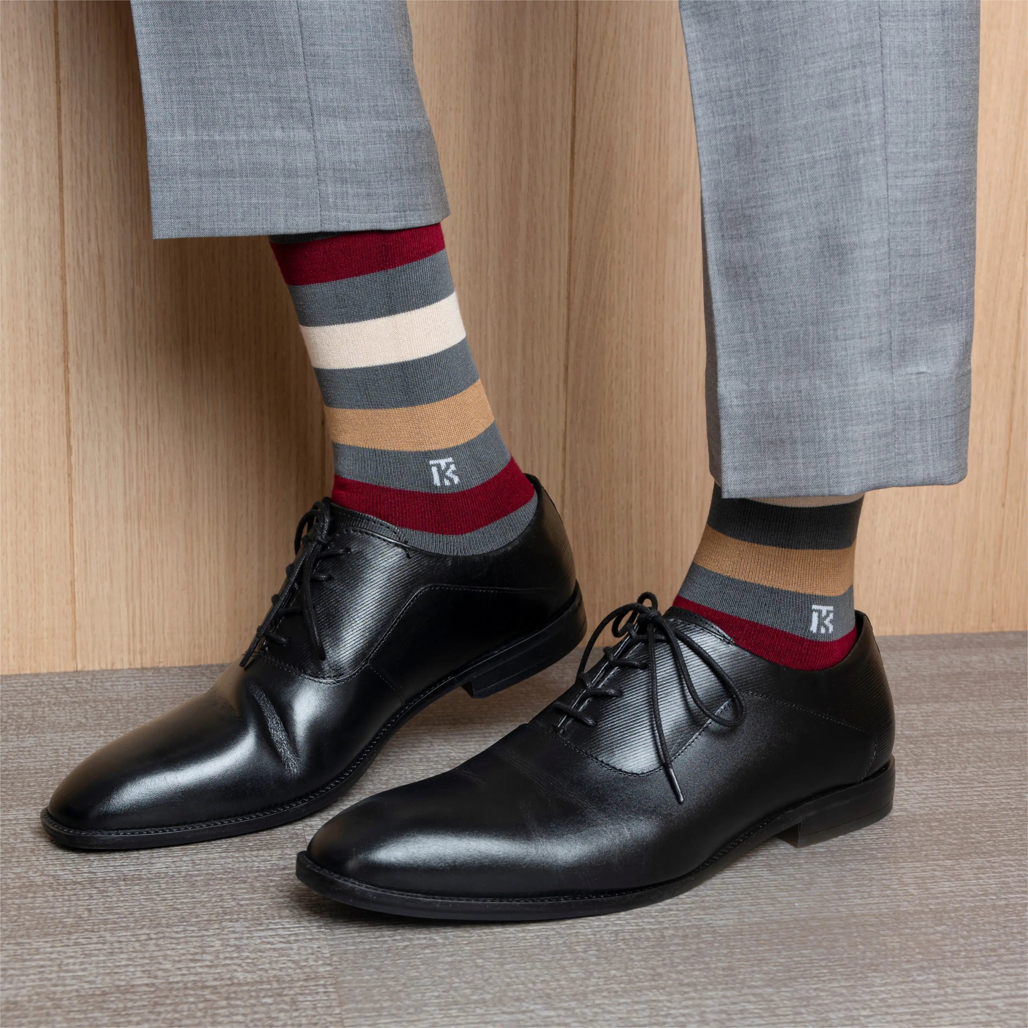 Premium Crew Socks for Men – Soft, breathable, and durable Crew Length Socks designed for everyday comfort. Explore long socks and men's crew socks perfect for work, sports, and casual wear.