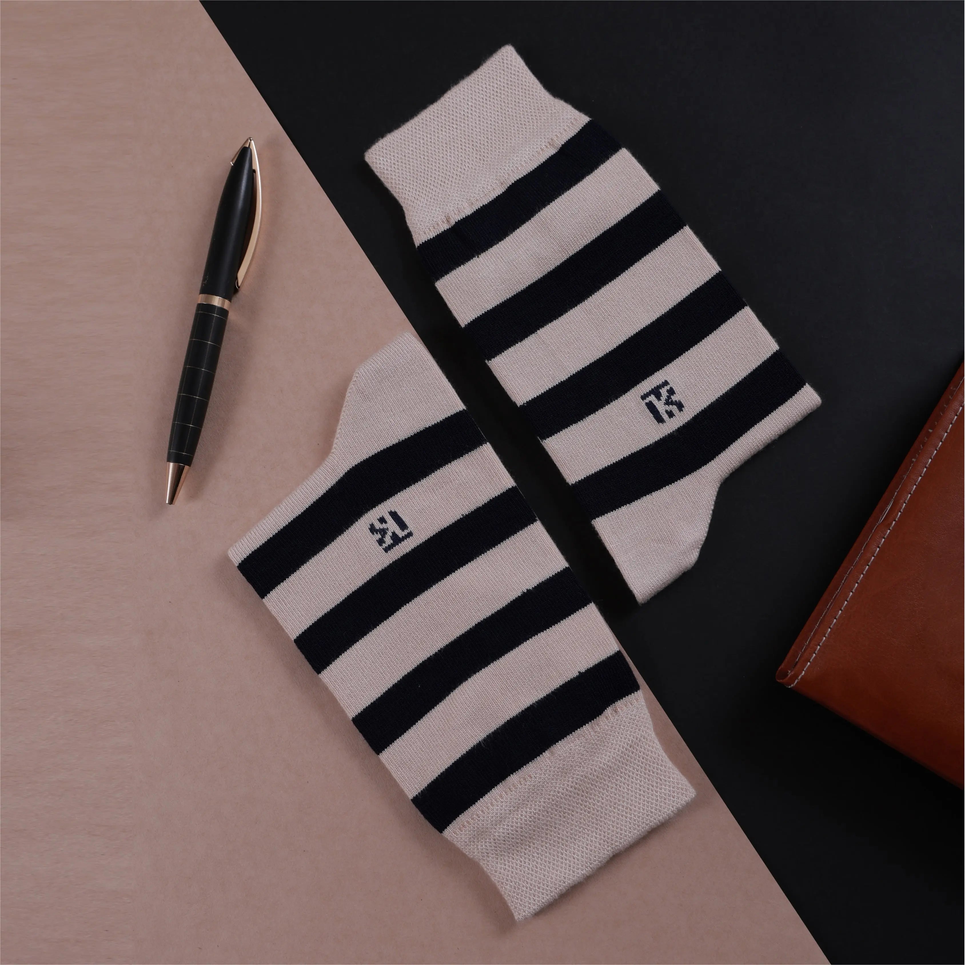 Premium Crew Socks for Men – Soft, breathable, and durable Crew Length Socks designed for everyday comfort. Explore long socks and men's crew socks perfect for work, sports, and casual wear.