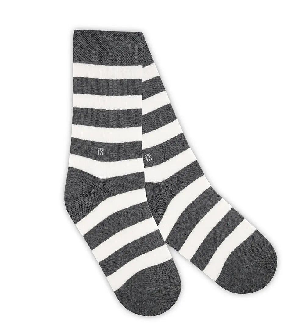 Kikitoes Luxe Signature Box – Everyday Sophistication featuring six pairs of premium bamboo combo socks set in Solid Black, Solid Beige, Black–White Polka, White–Navy Polka, Grey–White Stripes, and Black–White Stripes tones – crew socks for men.