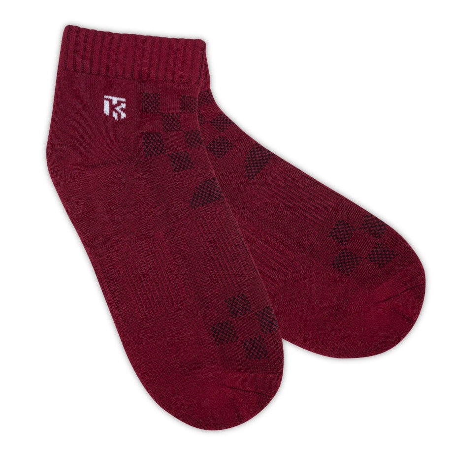 Men’s premium bamboo ankle socks from KIKITOES, displayed in multiple colours – ideal as sports socks or gym socks for active wear.