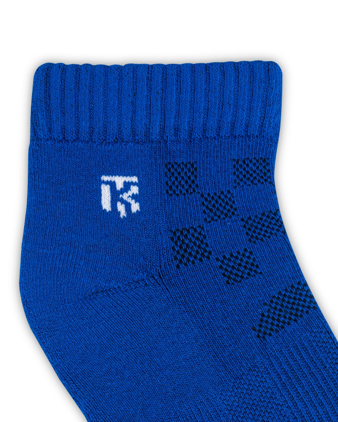 Men’s premium bamboo ankle socks from KIKITOES, displayed in multiple colours – ideal as sports socks or gym socks for active wear.