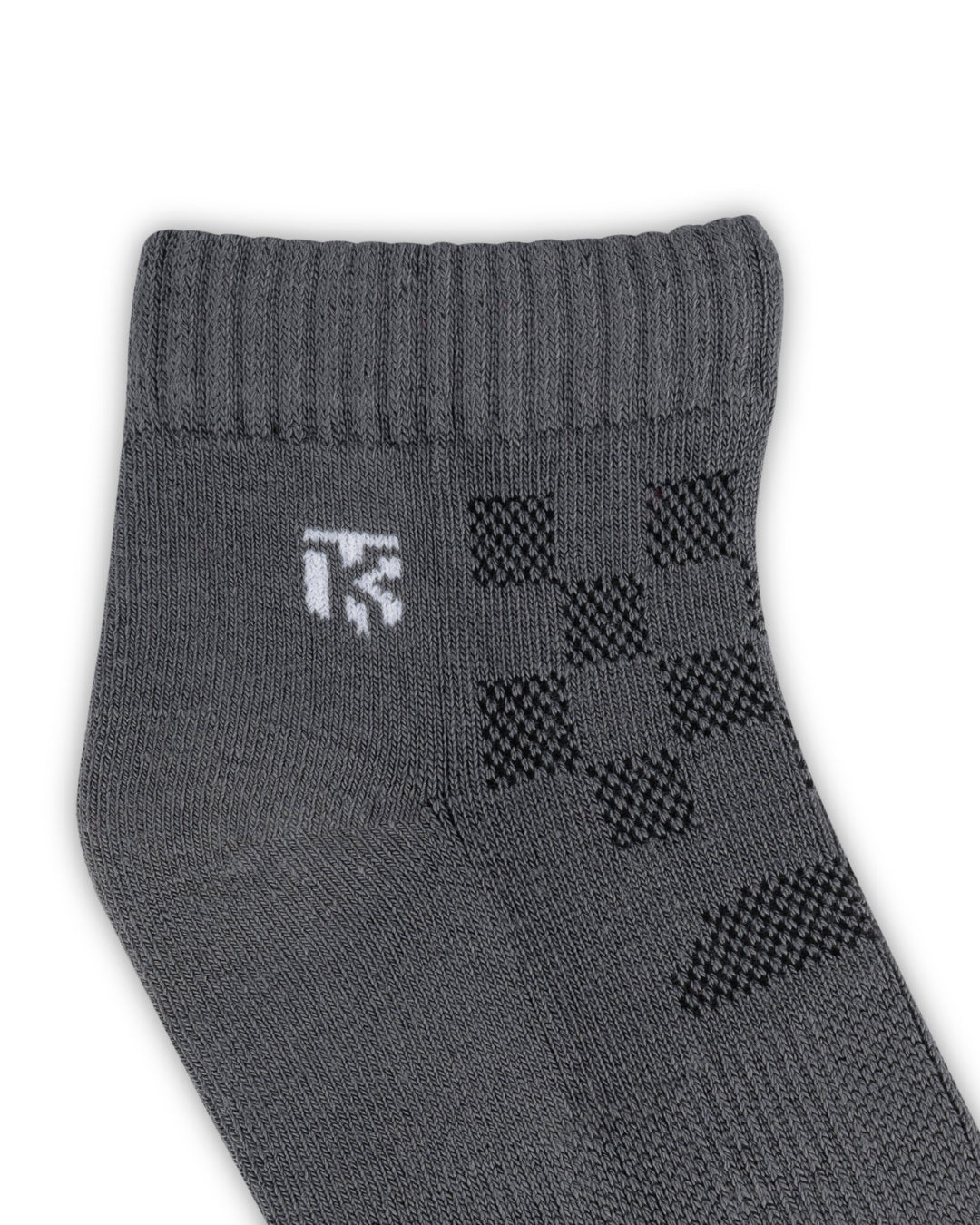Men’s premium bamboo ankle socks from KIKITOES, displayed in multiple colours – ideal as sports socks or gym socks for active wear.