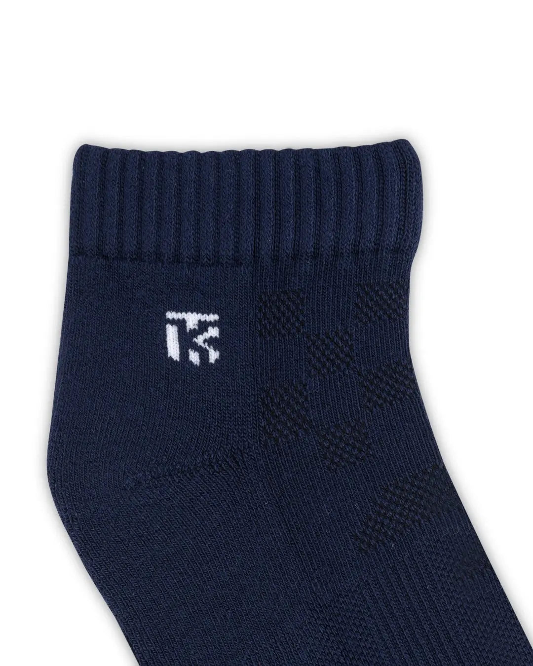 Men’s premium bamboo ankle socks from KIKITOES, displayed in multiple colours – ideal as sports socks or gym socks for active wear.