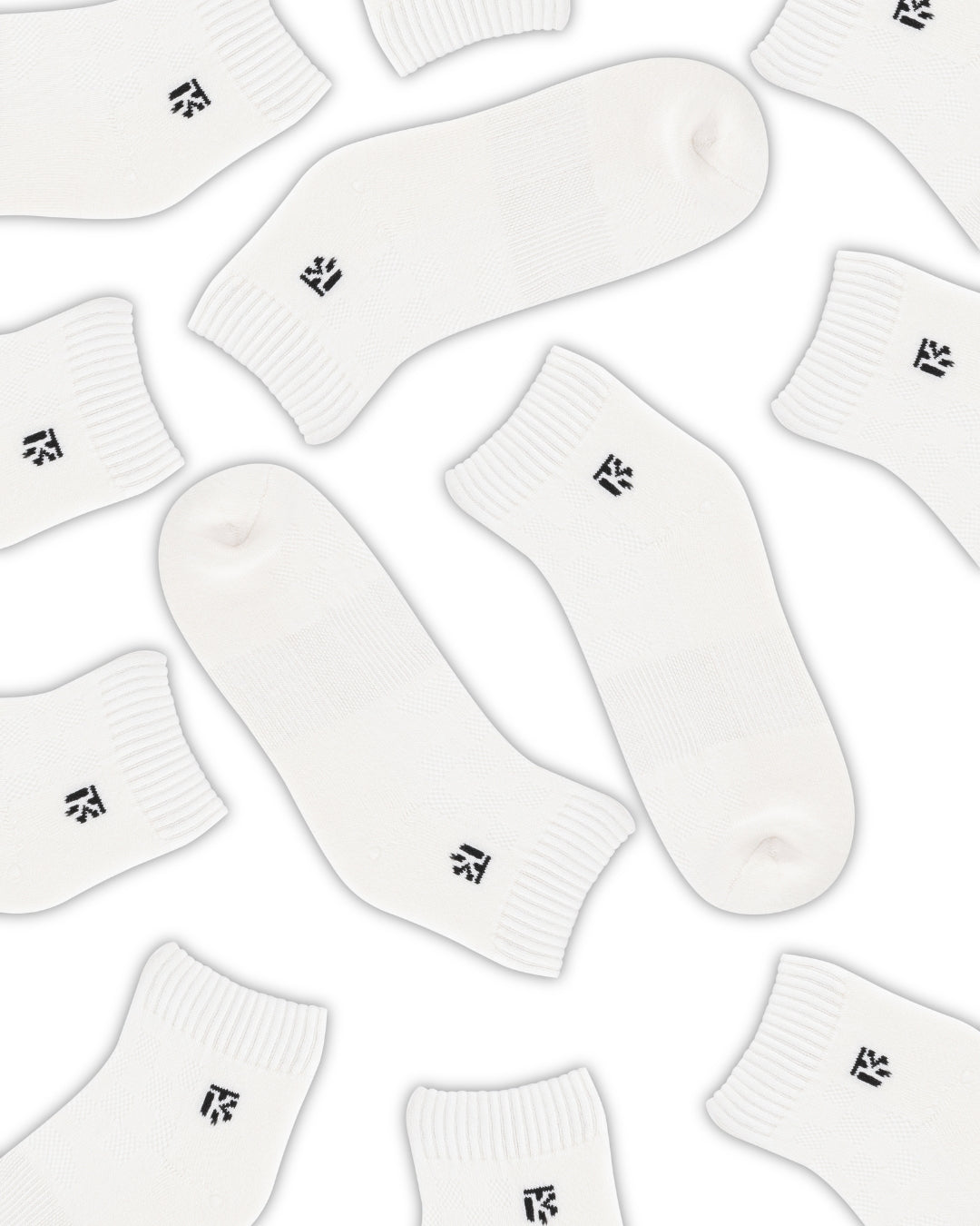 Men’s premium bamboo ankle socks from KIKITOES, displayed in multiple colours – ideal as sports socks or gym socks for active wear.