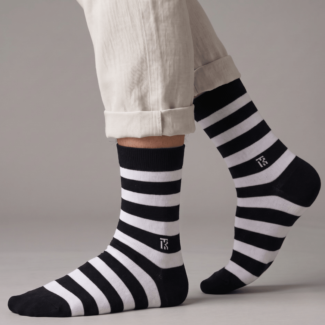 KIKITOES BAMBOO MEN CREW SOCKS | Classic Stripes | Black with WhiteKikitoes