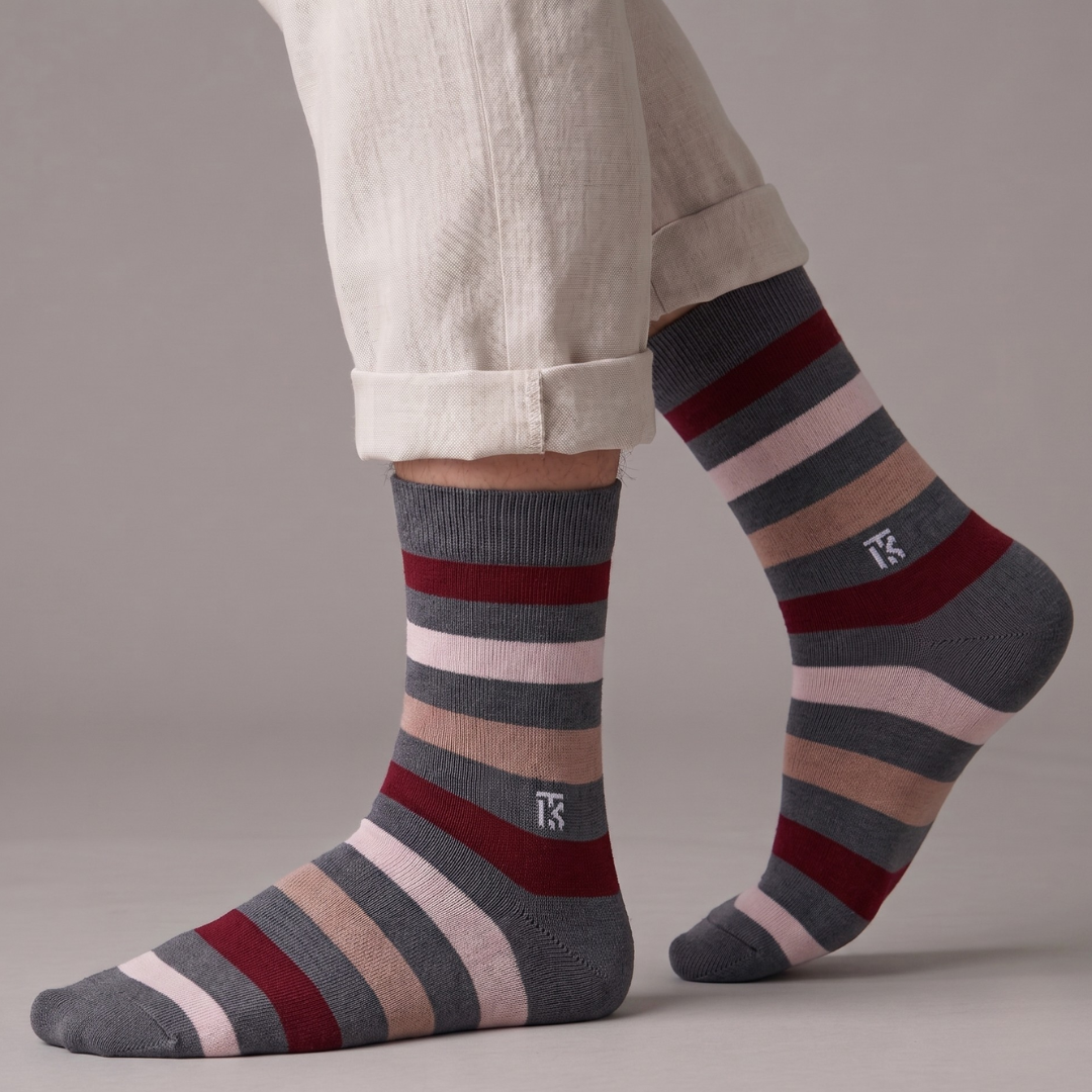 KIKITOES BAMBOO MEN CREW SOCKS | Urban Stripes | Steel Grey with Maroon