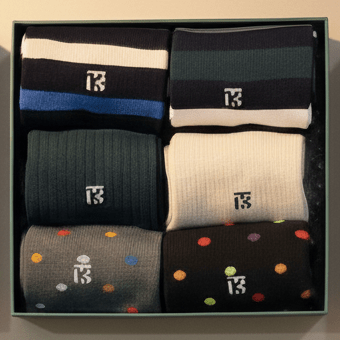 Kikitoes Luxe Signature Box – The Classic EditKikitoes