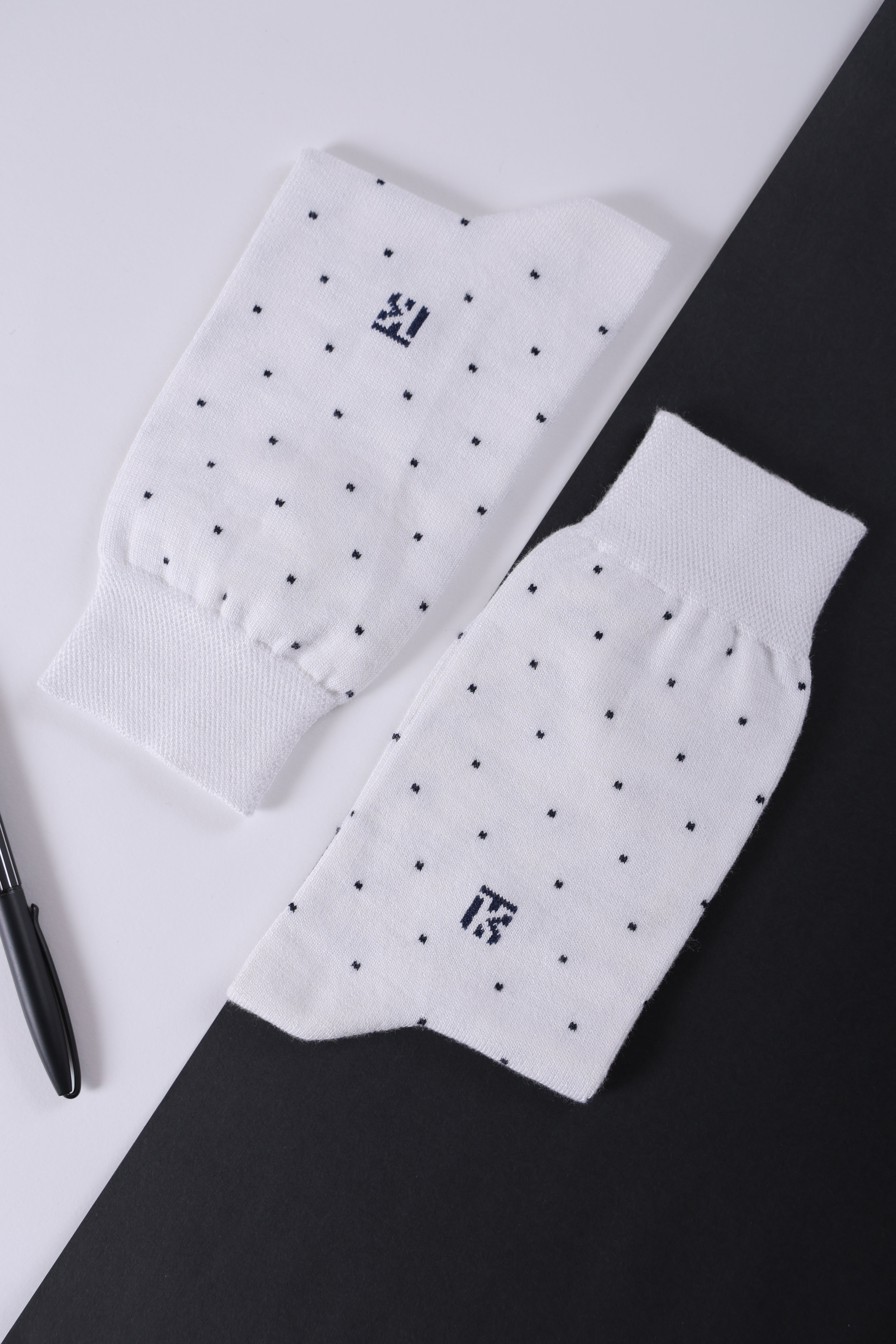 Bamboo Socks Pair| Kikitoes Crew Length Socks | White Colour with Navy Blue Dots Socks for Men | KIKI0029