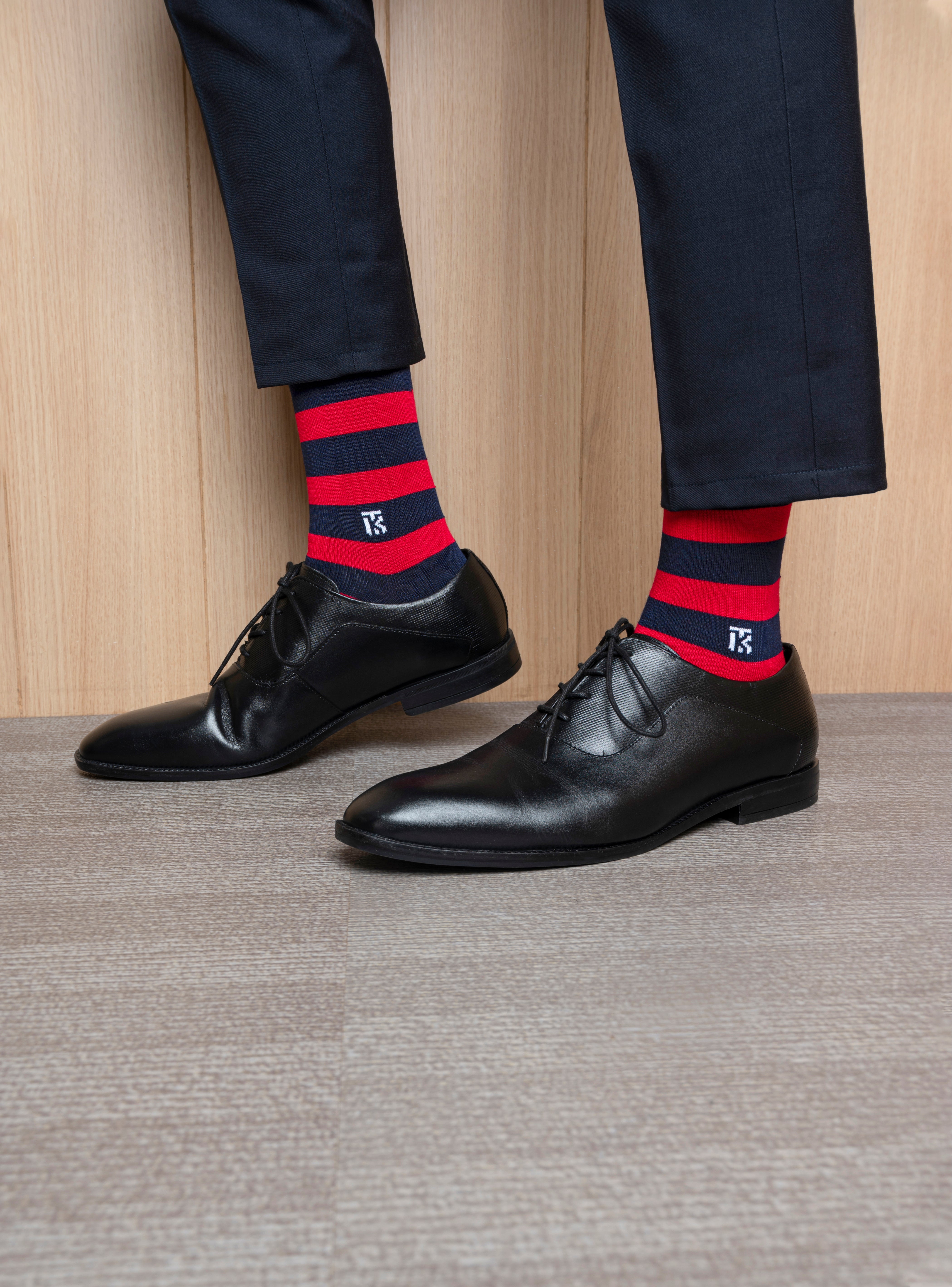 Bamboo Socks Pair | Kikitoes Crew Length Socks | Navy Blue Colour with Red Stripes Sports Socks for Men
