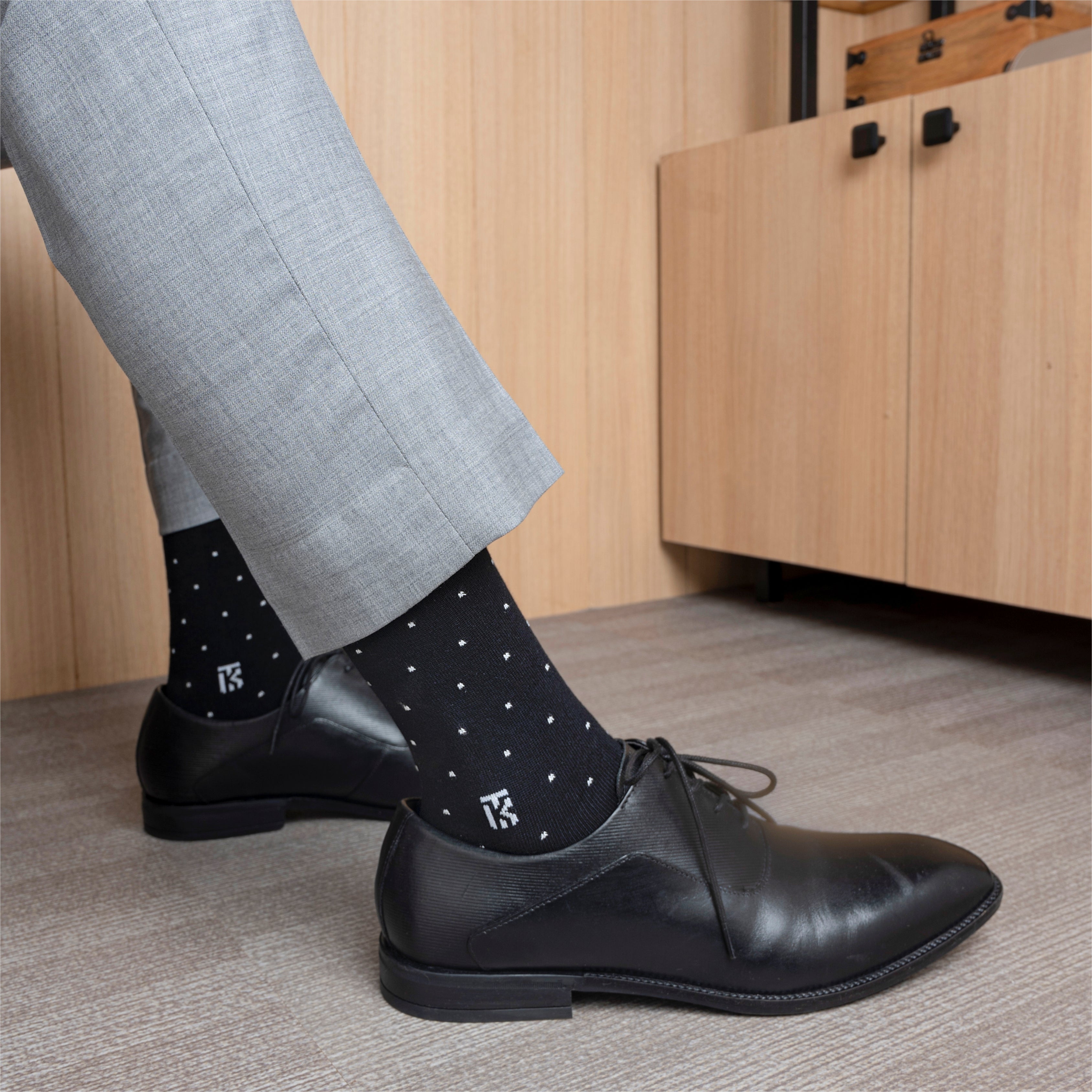 Bamboo Socks Pair | Kikitoes Crew Length Socks | Black Colour with White Dots  Socks for Men | KIKI0030