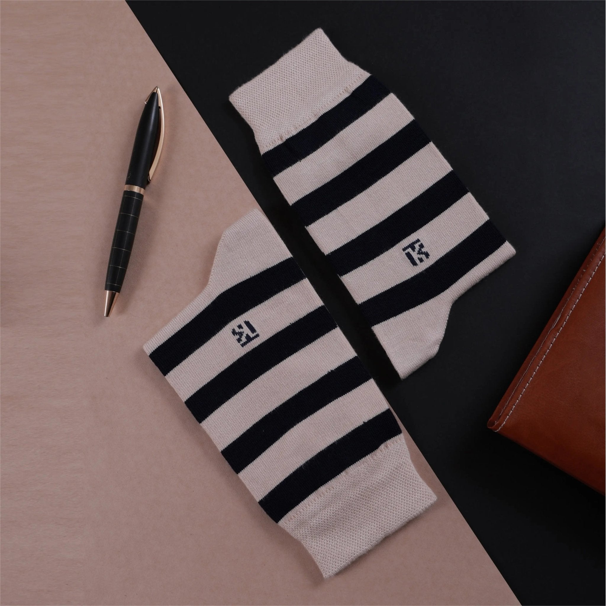 KIKITOES BAMBOO MEN CREW SOCKS | Classic Stripes | Beige with Navy BlueKikitoes