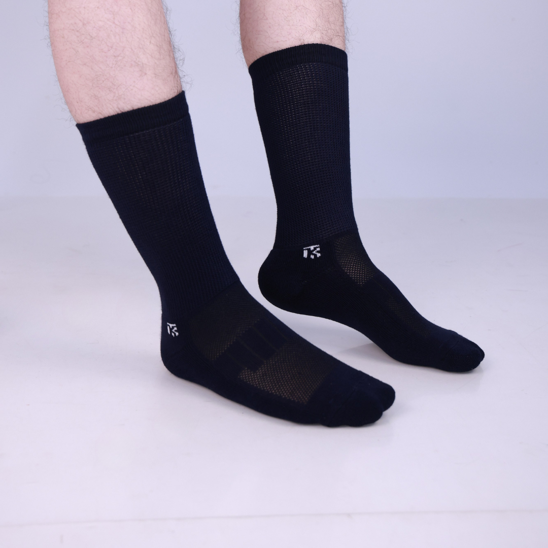 Navy blue diabetic socks made from breathable bamboo fabric for sensitive feet