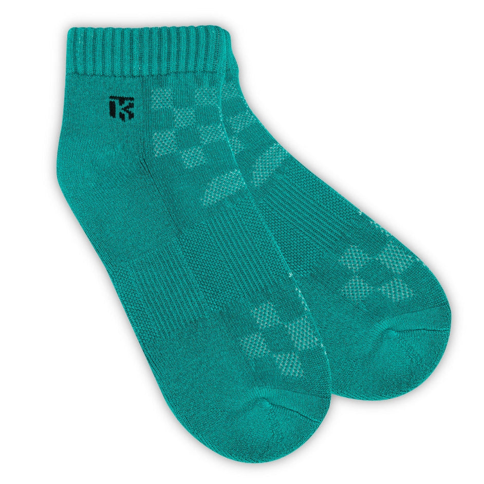 Men’s premium bamboo ankle socks from KIKITOES, displayed in multiple colours – ideal as sports socks or gym socks for active wear.