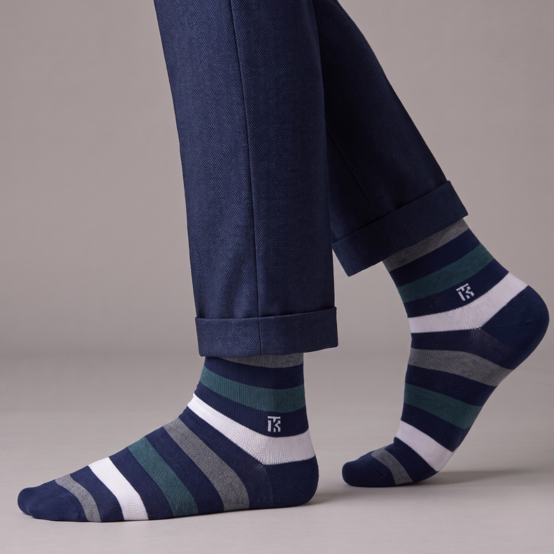 KIKITOES BAMBOO MEN CREW SOCKS | Urban Stripes | Arctic Flow