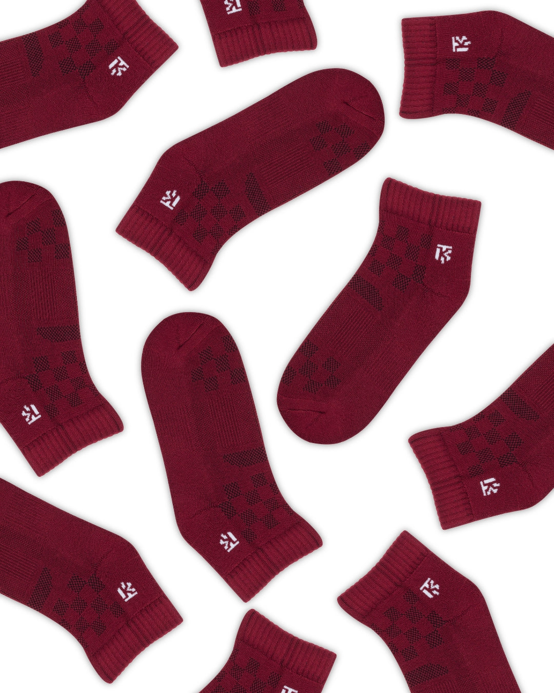 Men’s premium bamboo ankle socks from KIKITOES, displayed in multiple colours – ideal as sports socks or gym socks for active wear.