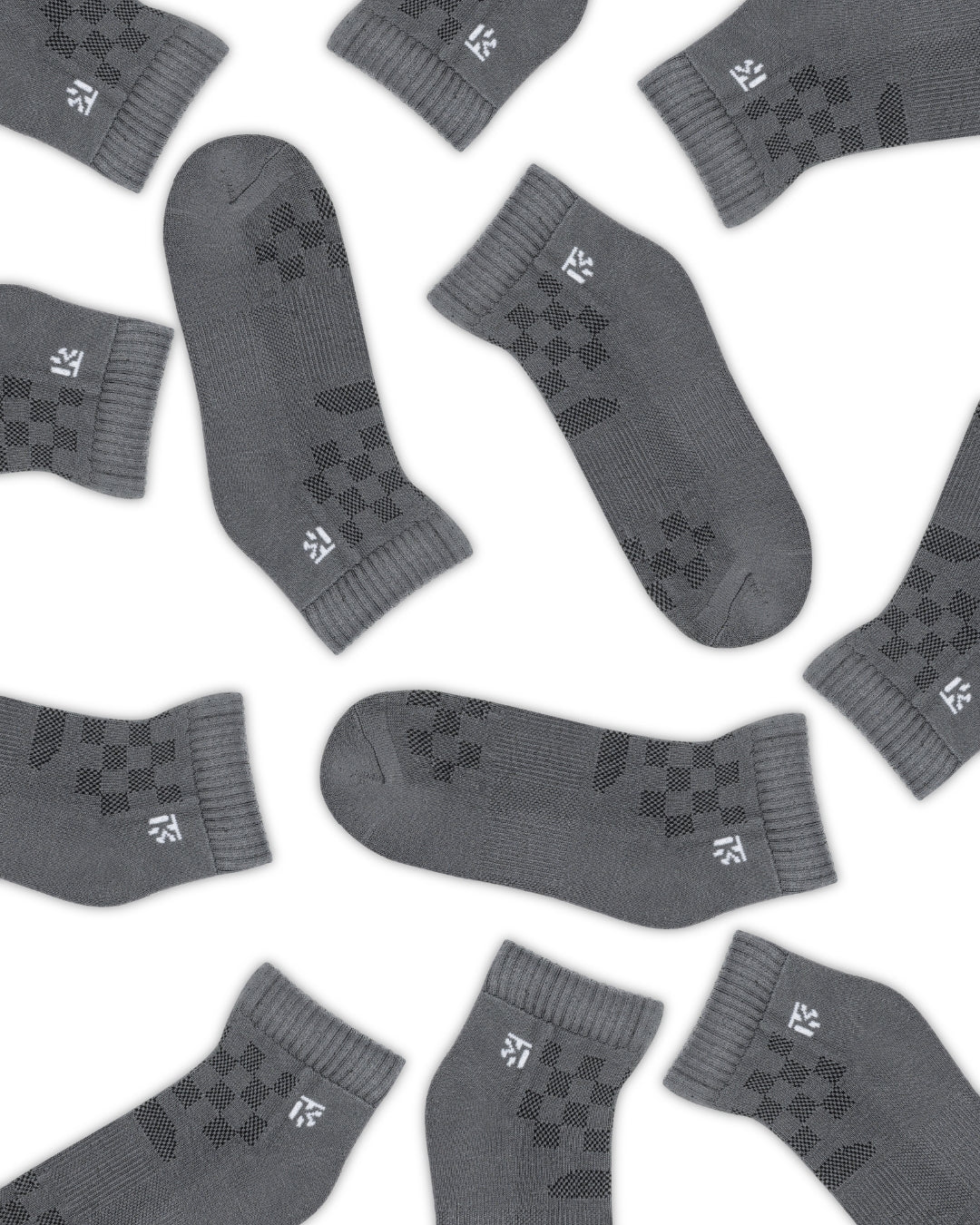 Men’s premium bamboo ankle socks from KIKITOES, displayed in multiple colours – ideal as sports socks or gym socks for active wear.