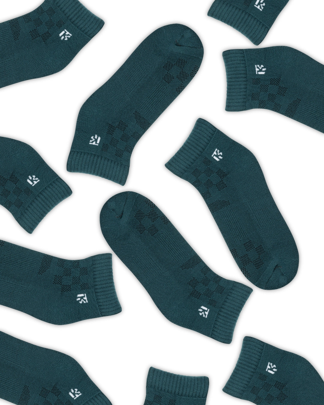 Men’s premium bamboo ankle socks from KIKITOES, displayed in multiple colours – ideal as sports socks or gym socks for active wear.