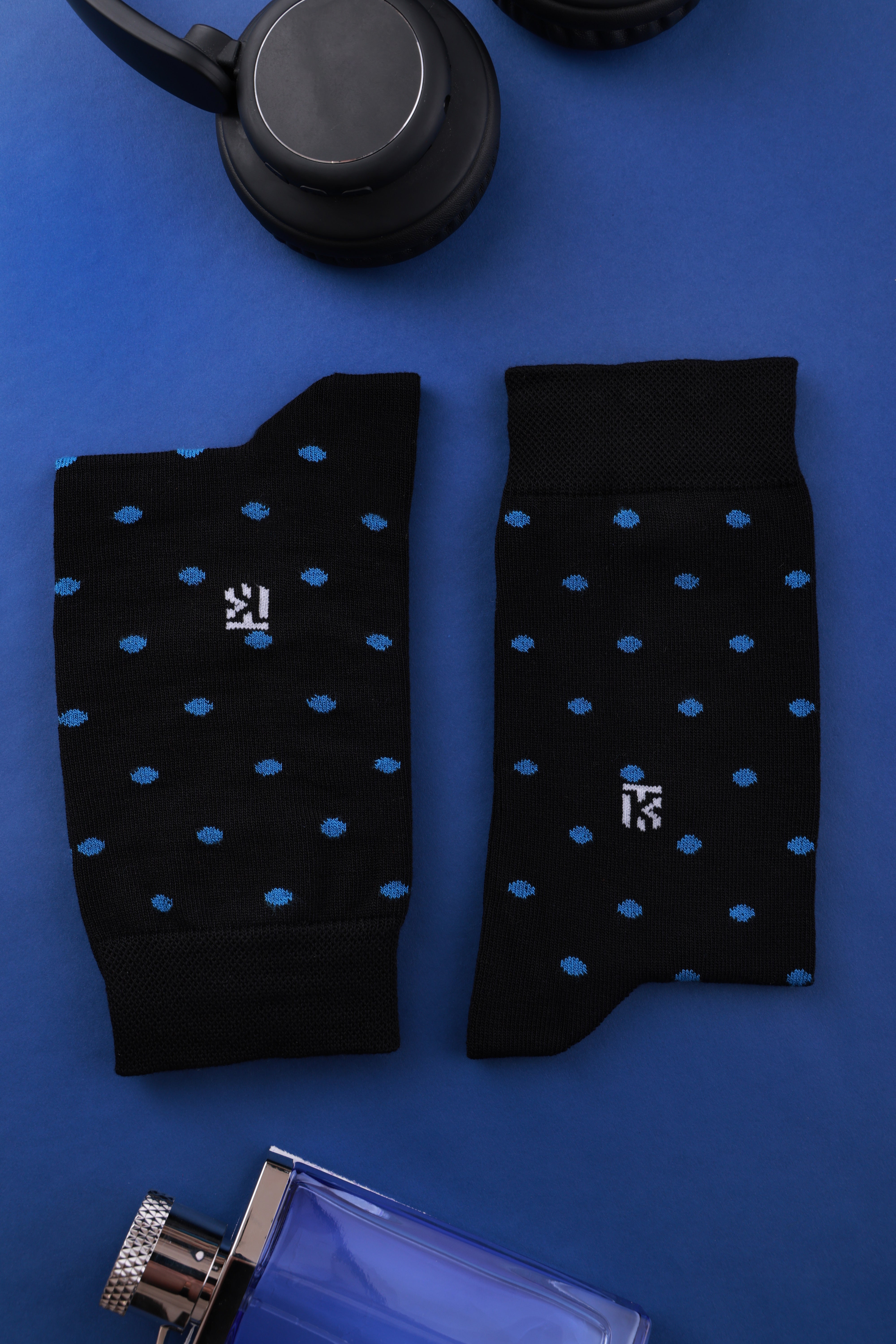 Contrast Polka | Black and blue