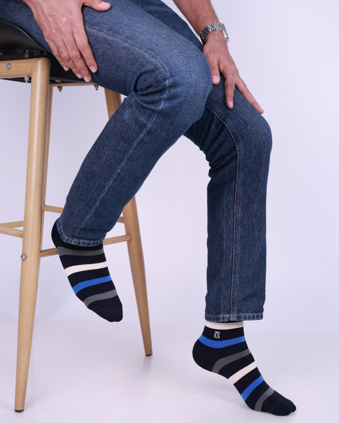 KIKITOES BAMBOO MEN CREW SOCKS | Urban Stripes | Navy Cloud
