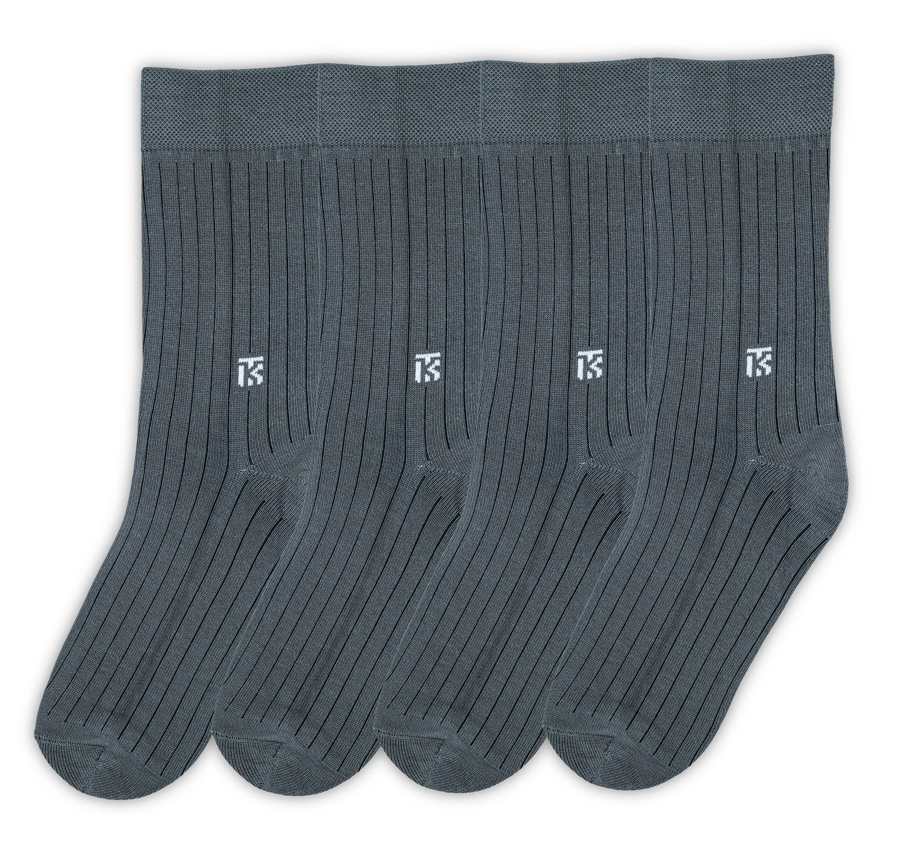 Kikitoes Men's Rib Bamboo Crew Socks, Black, Ultra-Soft & Breathable, Moisture-Wicking and Odor-Resistant Everyday Comfort (Pack of 1)
